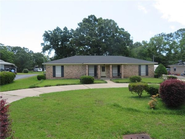 4441 Nicholl Drive, Mobile, AL 36619