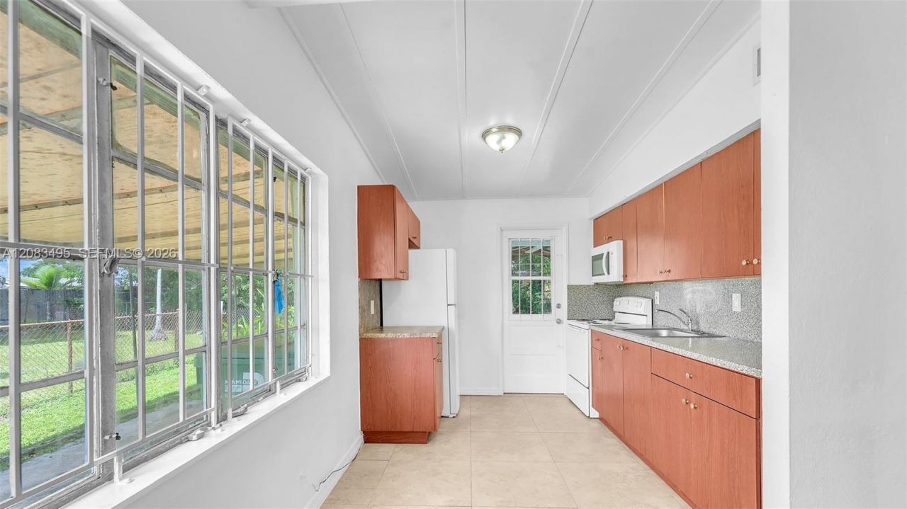 2341 Rutland St, Opa Locka, FL 33054 Photo