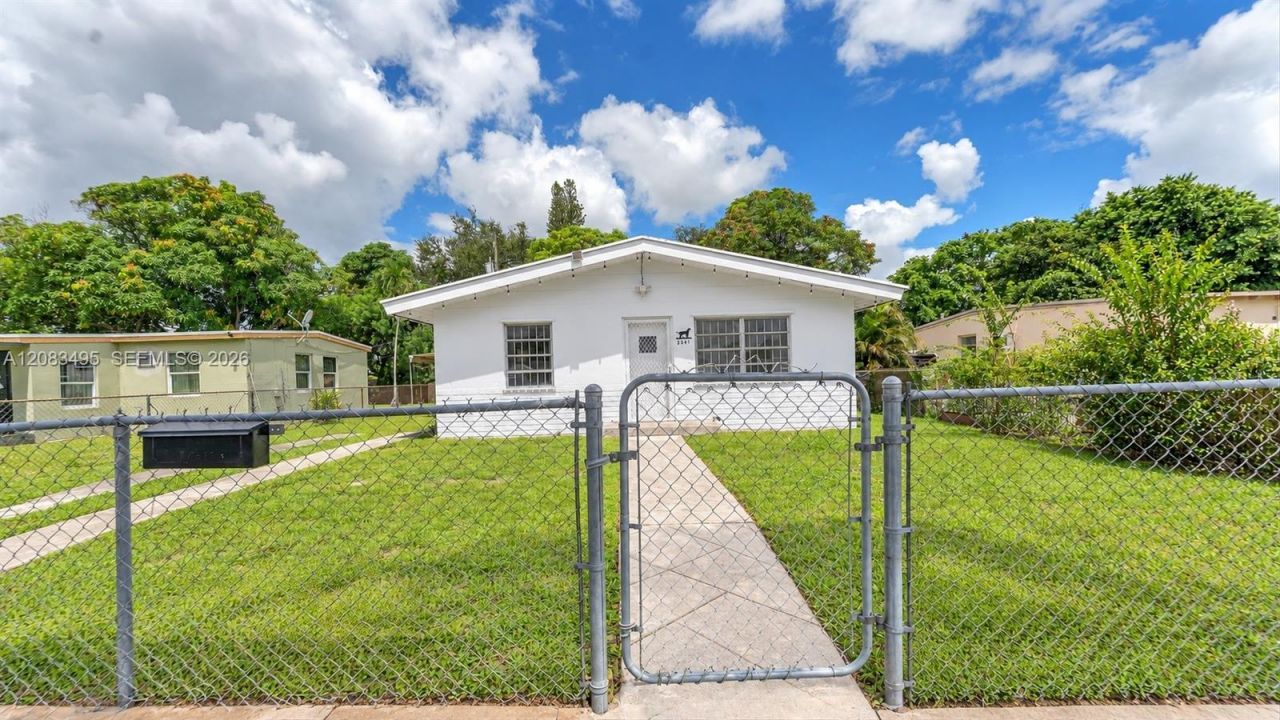 2341 Rutland St, Opa Locka, FL 33054 Photo