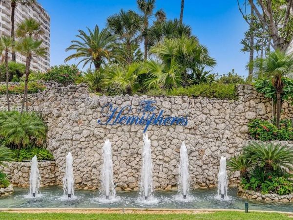 1950 S Ocean Dr , Unit LE, Hallandale Beach, FL 33009