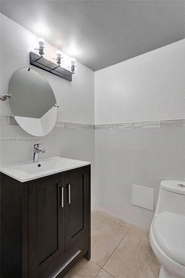1950 S Ocean Dr, Unit LE, Hallandale Beach, FL 33009 Photo