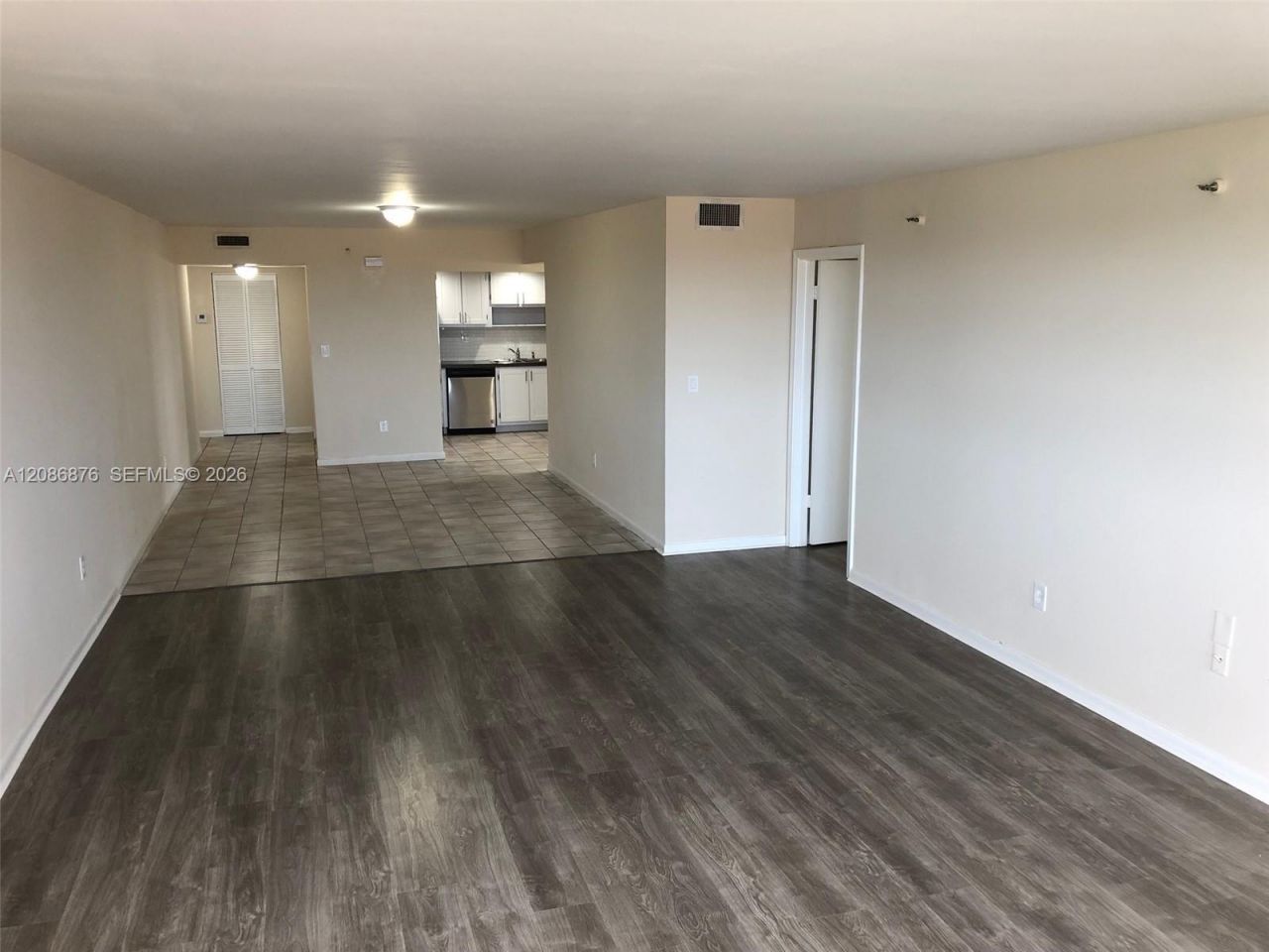 20840 San Simeon Way, Unit 702, Miami, FL 33179 Photo