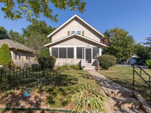 301 8th Avenue N, Hopkins, MN 55343
