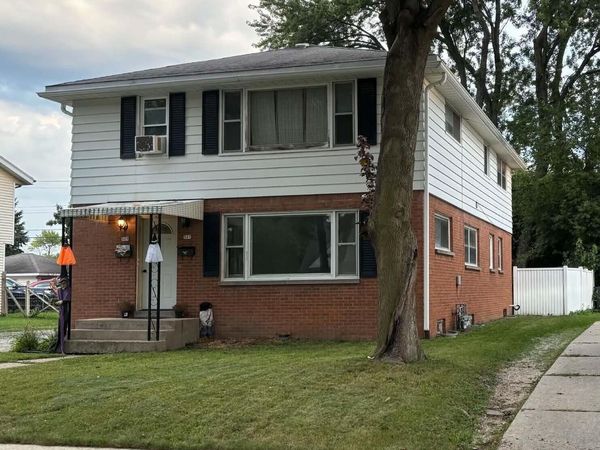 505 Gascoigne DRIVE, Unit 505-507, Waukesha, WI 53188