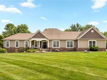 6359 Ewe Drive, Clinton, OH 44216