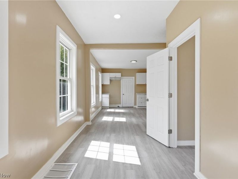 3326 W 61st Street, Cleveland, OH 44102 Photo 11