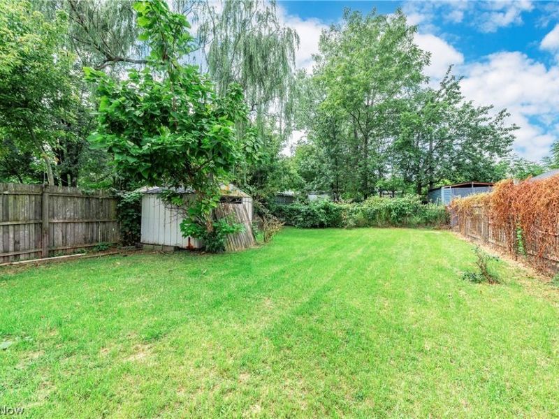 3326 W 61st Street, Cleveland, OH 44102 Photo 6