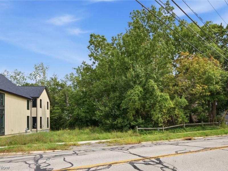 483 Cahoon Road, Bay Village, OH 44140 Photo 5