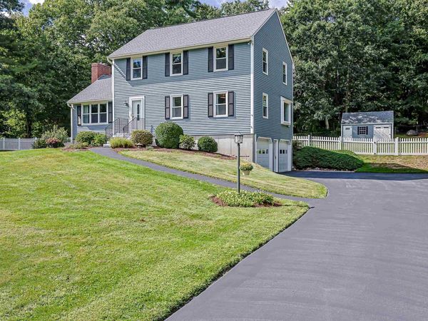 27 Marty Drive, Merrimack, NH 03054