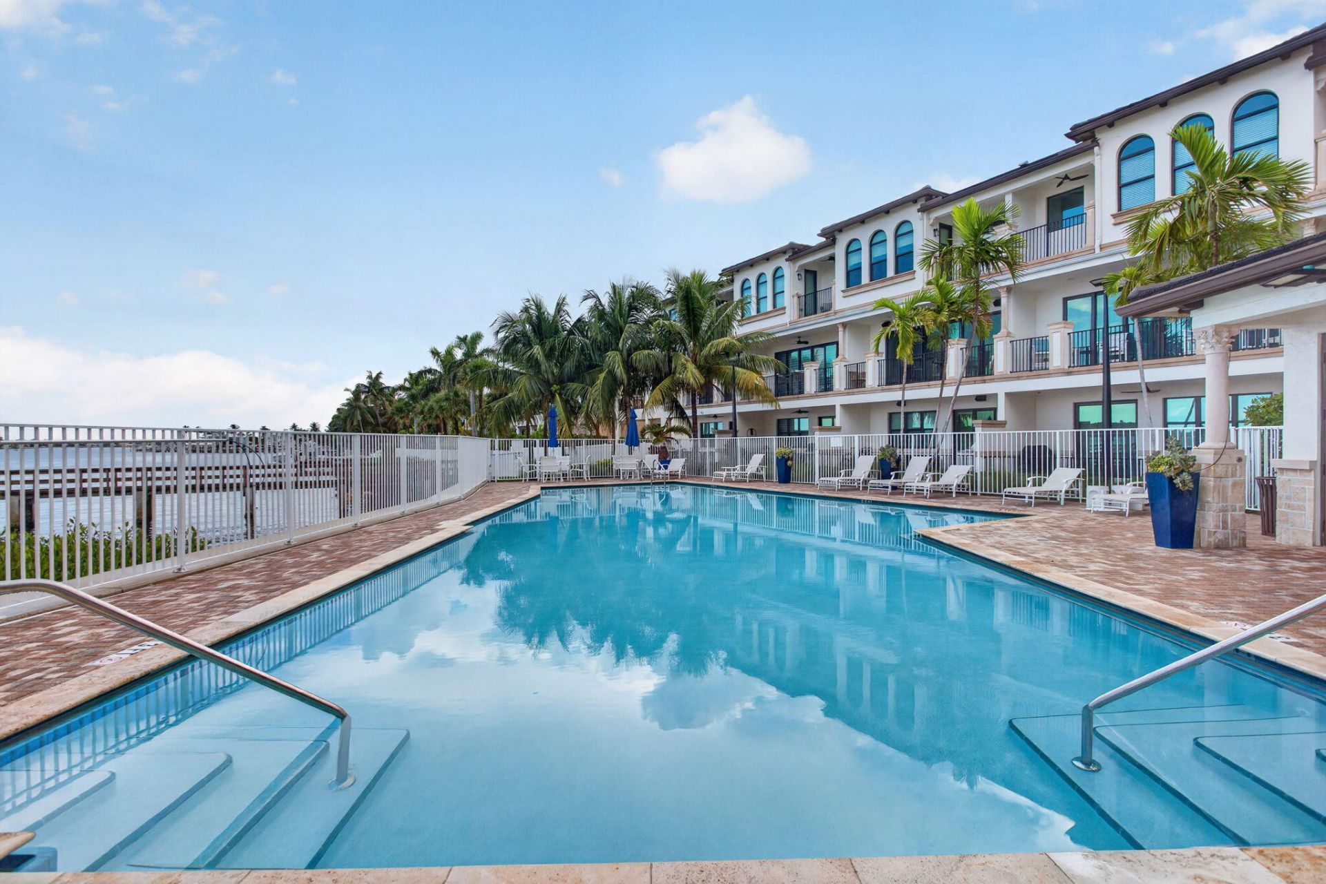 608 Windward Circle S, Boynton Beach, FL 33435 Photo
