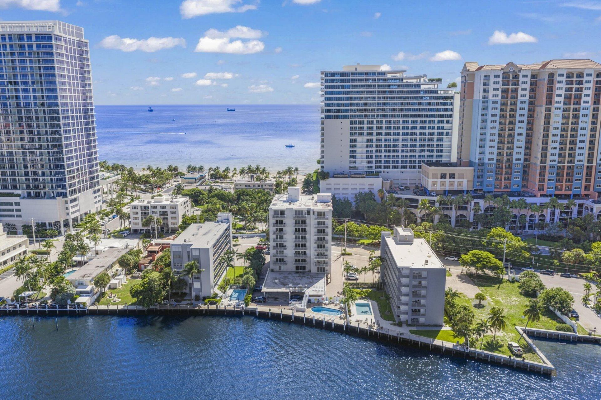 95 N Birch Road, Unit 704, Fort Lauderdale, FL 33304 Photo
