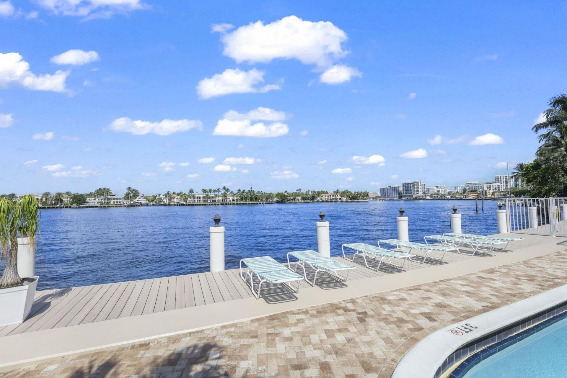 95 N Birch Road, Unit 704, Fort Lauderdale, FL 33304 Photo