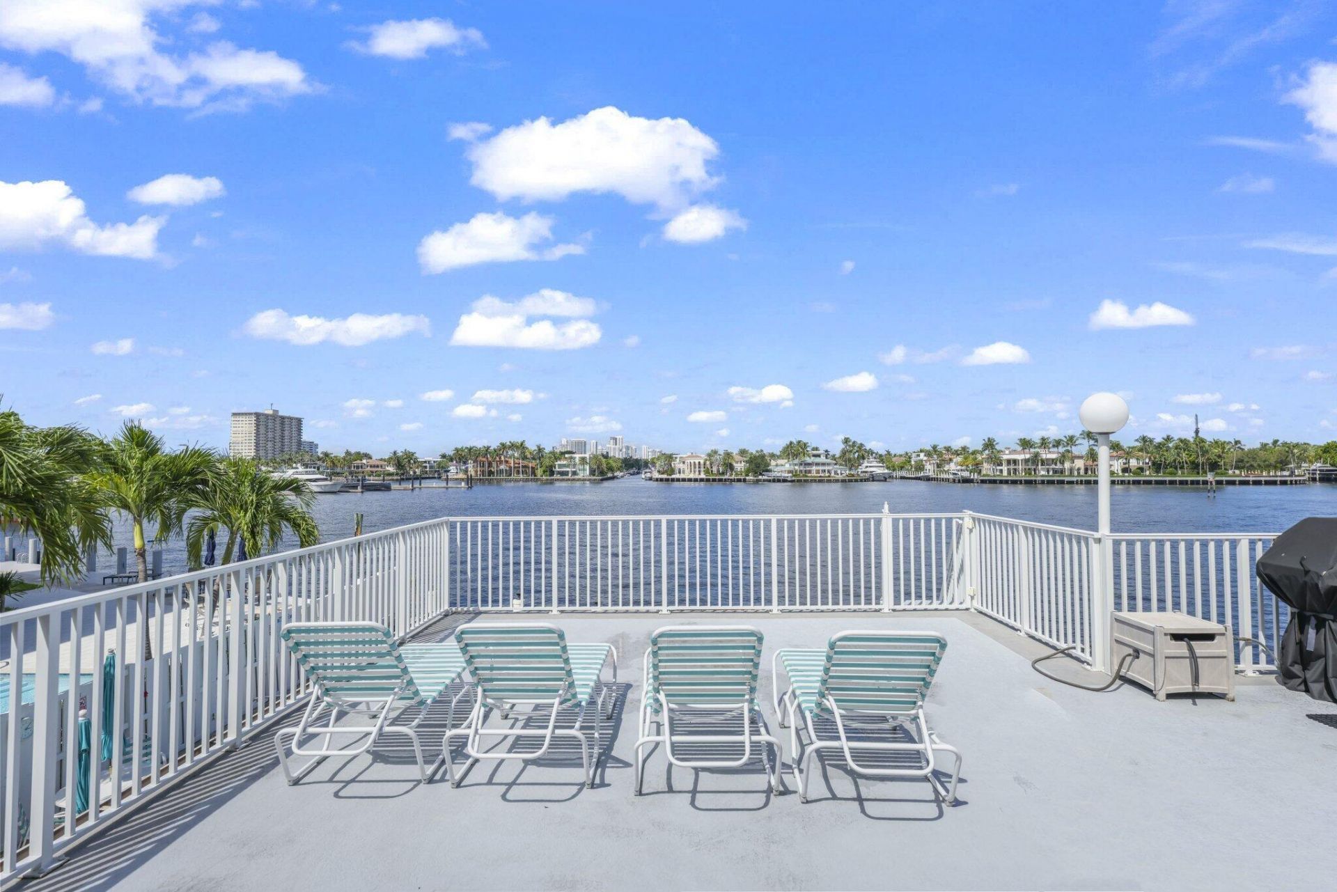 95 N Birch Road, Unit 704, Fort Lauderdale, FL 33304 Photo