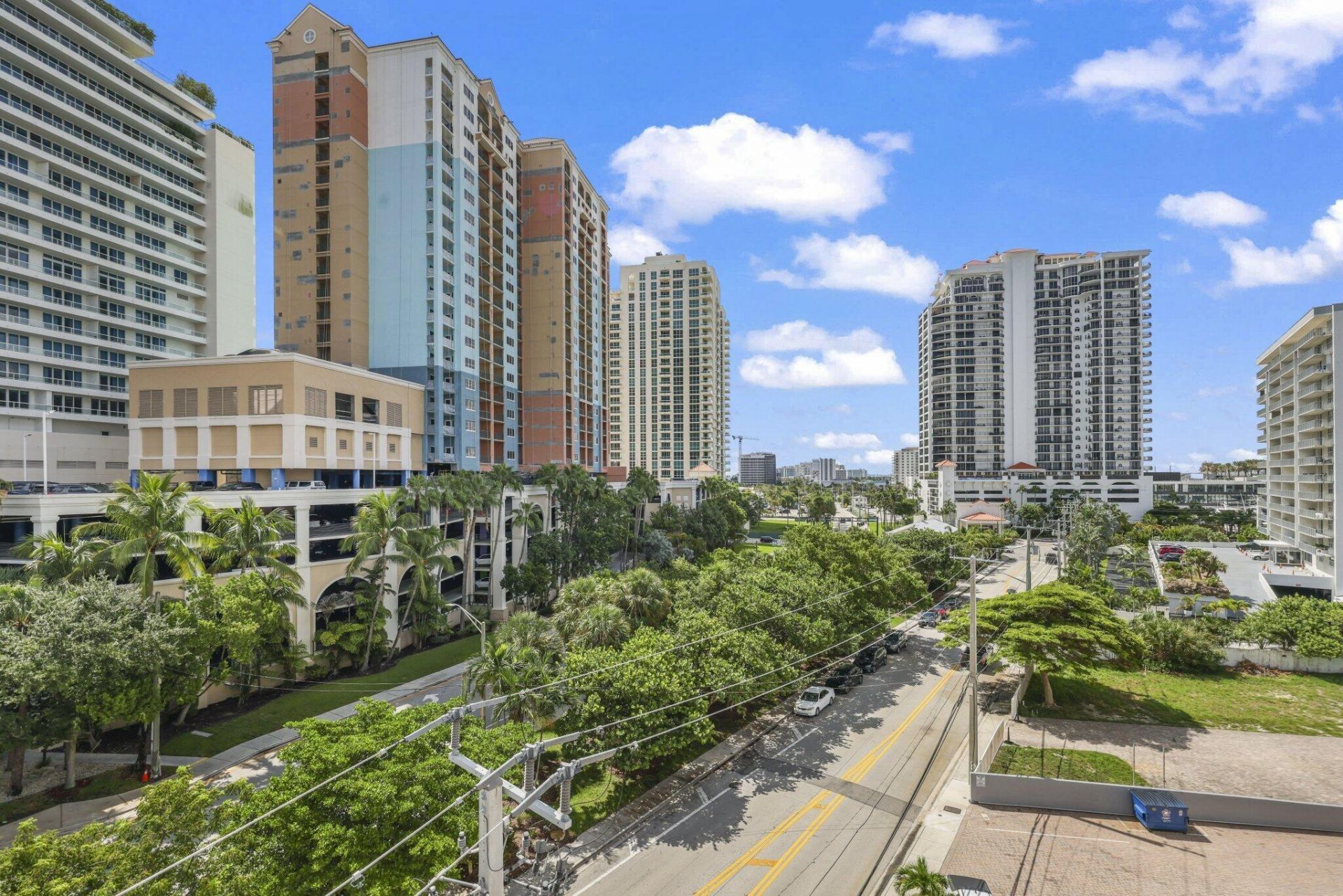 95 N Birch Road, Unit 704, Fort Lauderdale, FL 33304 Photo