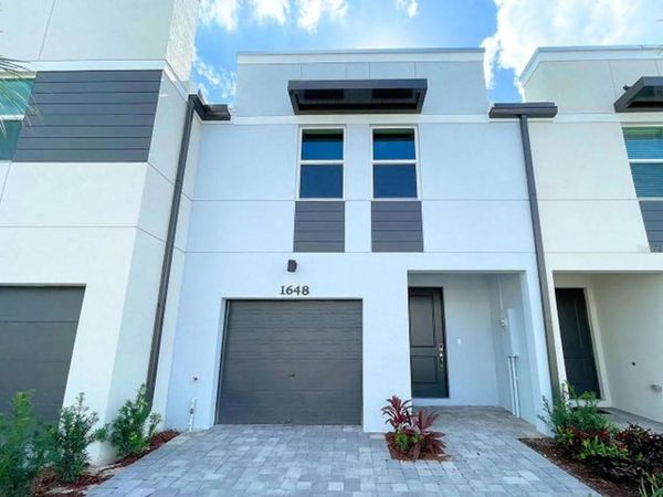 1648 Lindley Street, West Palm Beach, FL 33407