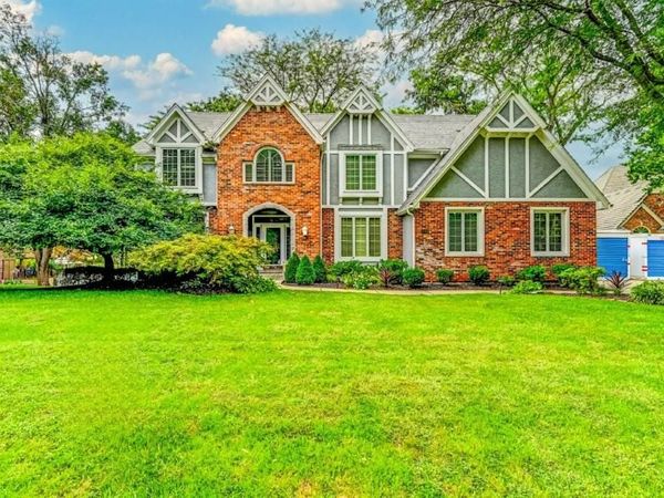 1905 NW Indian Hills Drive, Blue Springs, MO 64015