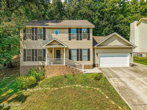 4527 Clairson Drive, Knoxville, TN 37931