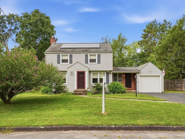 76 Fenway Dr., Springfield, MA 01119