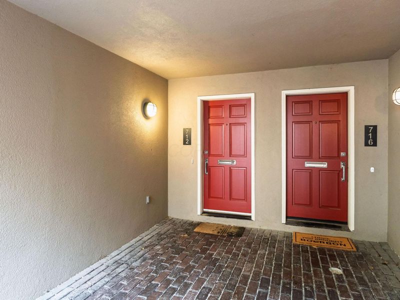 712 Sycamore Place, Columbus, OH 43206 Photo 7