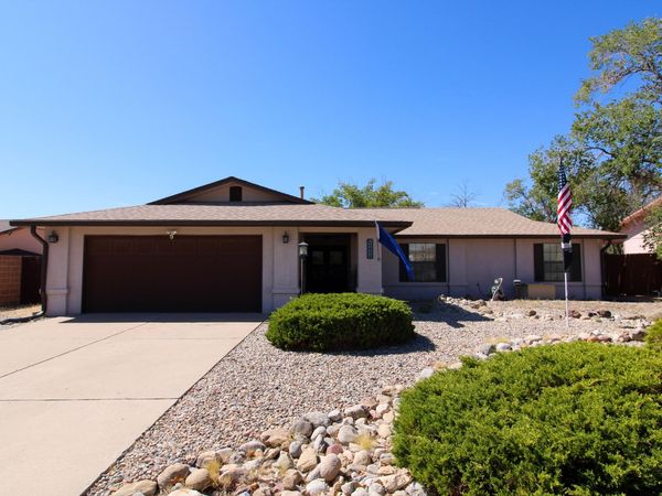 4944 Chromium Drive NE, Rio Rancho, NM 87124