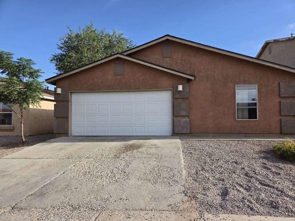 10012 Cartagena Avenue SW, Albuquerque, NM 87121