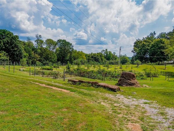 101 Claypool Alvaton Road , Bowling Green, KY 42103
