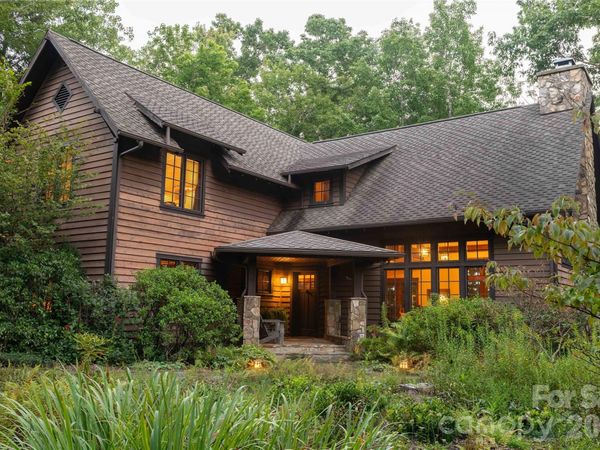 86 Forest Ridge Road E, Burnsville, NC 28714