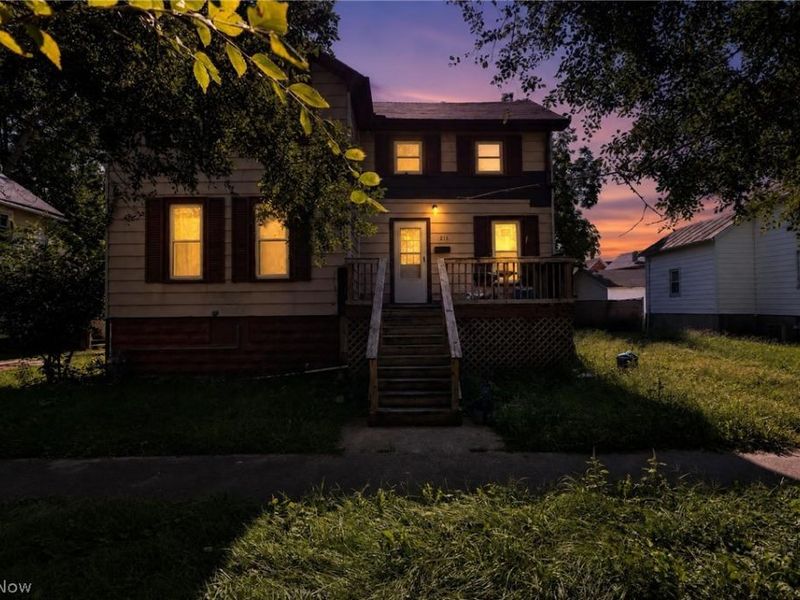215 Sandusky Avenue, Fremont, OH 43420 Photo 2