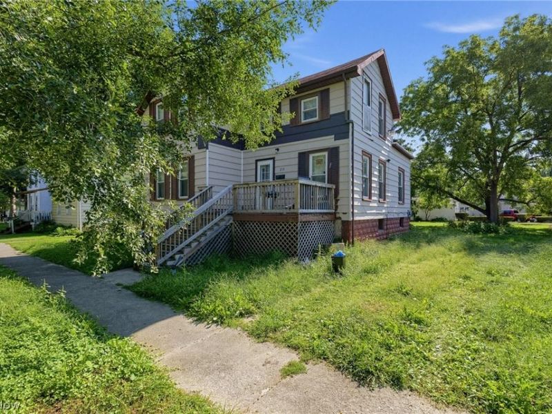 215 Sandusky Avenue, Fremont, OH 43420 Photo 4