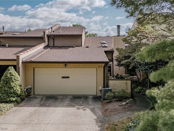 1772 Brookwood Drive , Akron, OH 44313