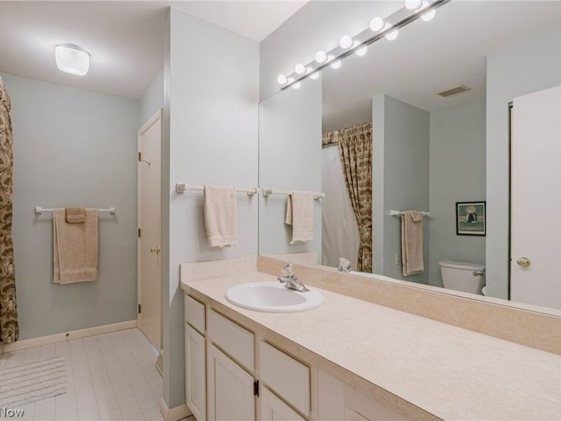 1772 Brookwood Drive, Akron, OH 44313 Photo 32