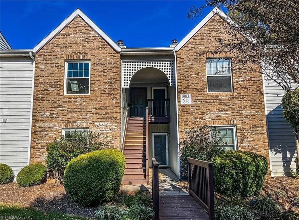 4011 Whirlaway Court, Unit C, Clemmons, NC 27012 Main Photo