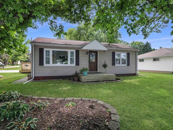 420 E WALNUT Street, Tremont, IL 61568