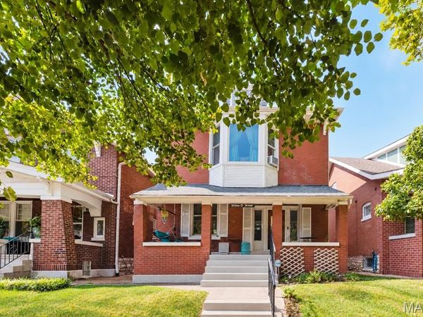 904 Dover Place , St Louis, MO 63111