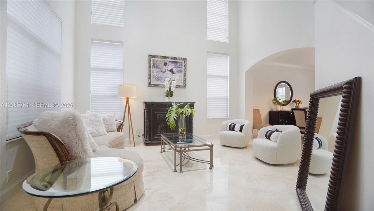 1606 Victoria Pointe Cir, Weston, FL 33327 Photo