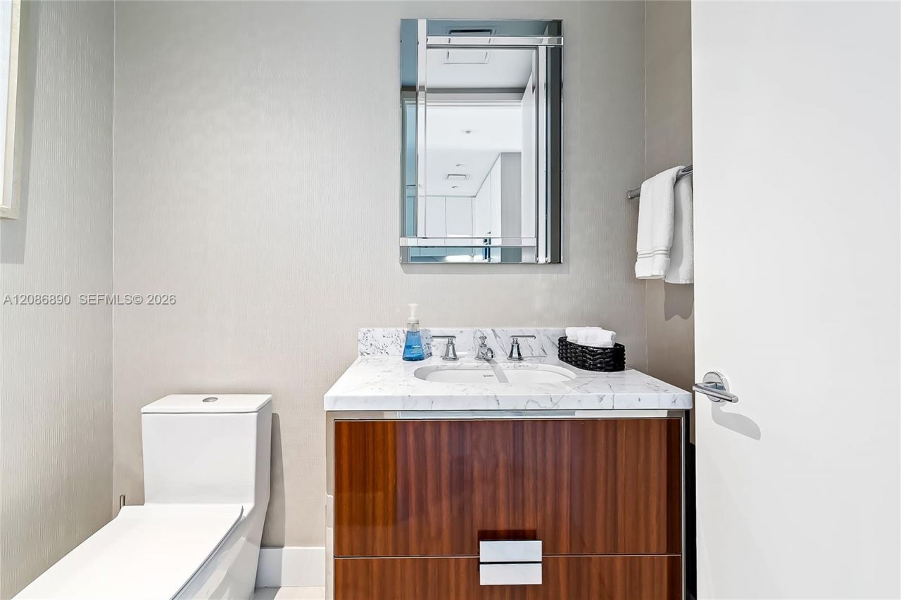 15701 Collins Ave, Unit 4603, Sunny Isles Beach, FL 33160 Photo