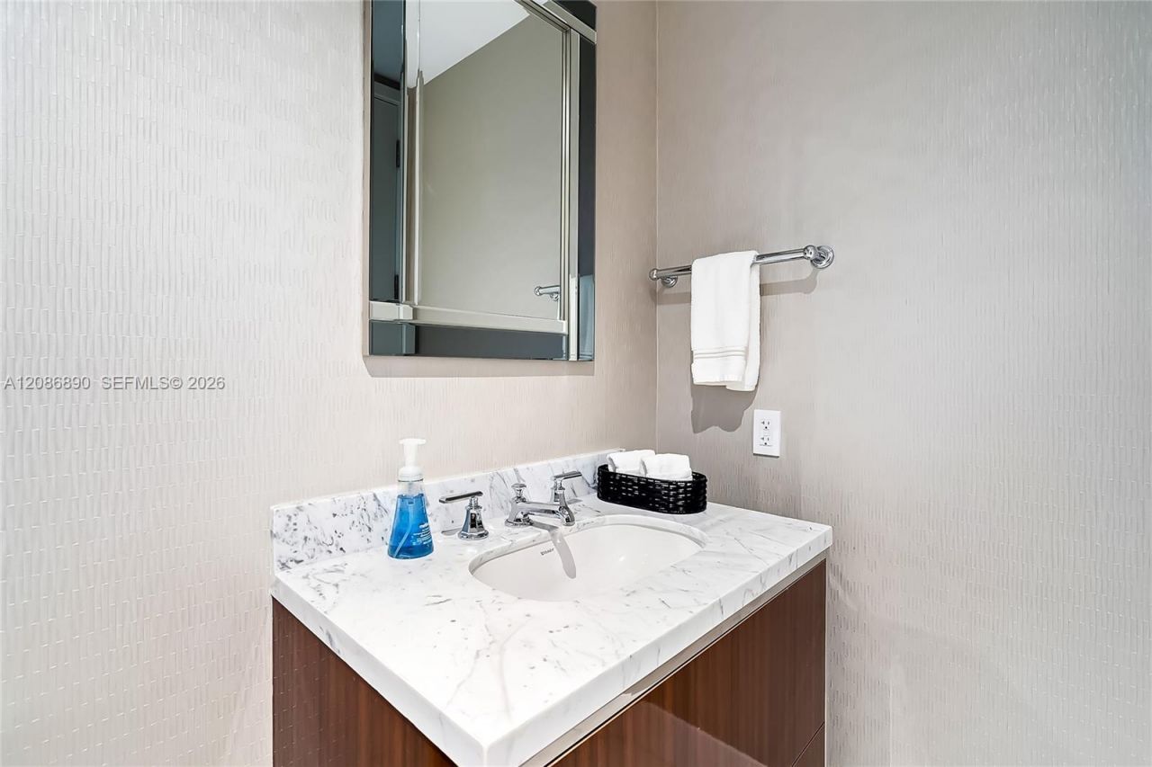 15701 Collins Ave, Unit 4603, Sunny Isles Beach, FL 33160 Photo