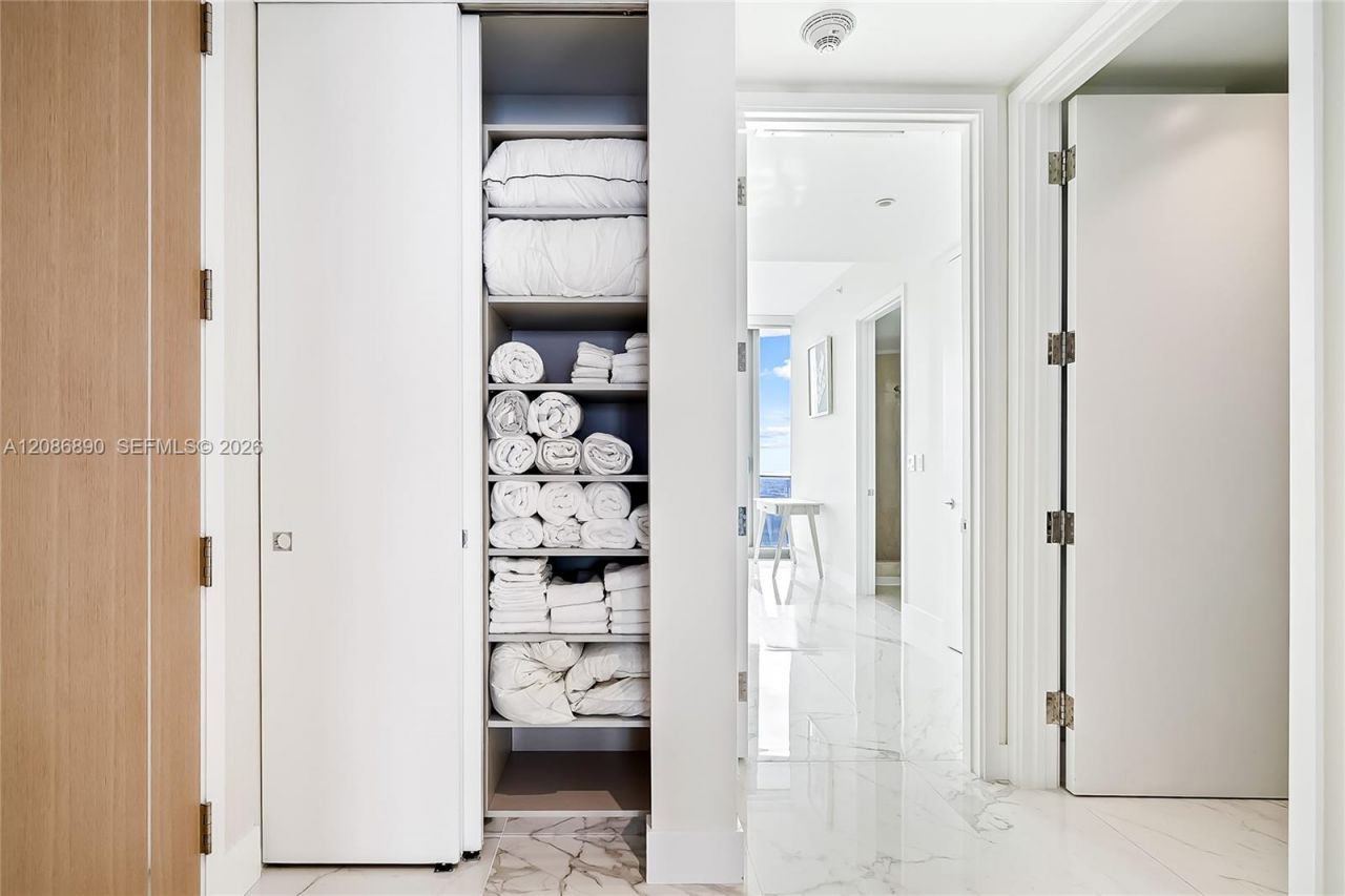 15701 Collins Ave, Unit 4603, Sunny Isles Beach, FL 33160 Photo