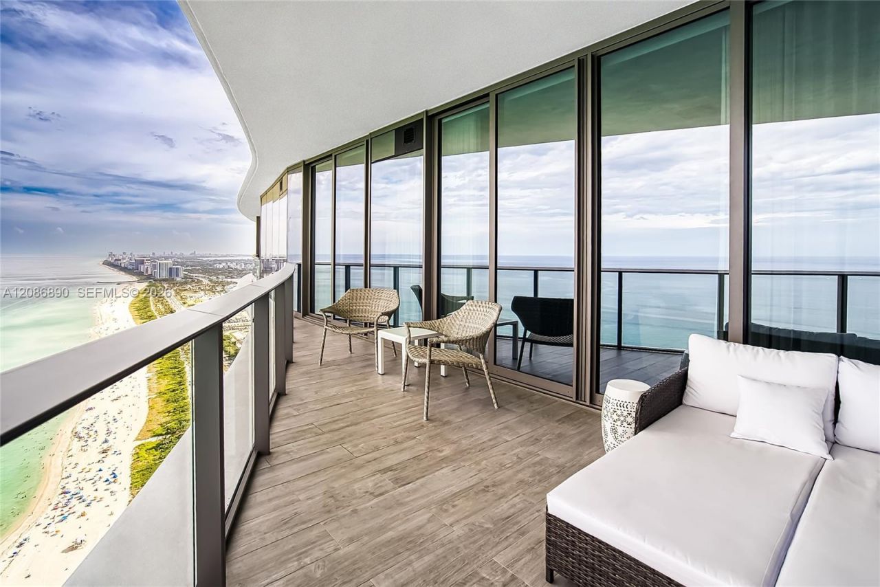 15701 Collins Ave, Unit 4603, Sunny Isles Beach, FL 33160 Photo