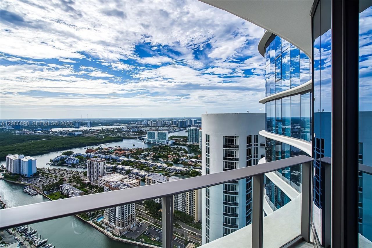 15701 Collins Ave, Unit 4603, Sunny Isles Beach, FL 33160 Photo