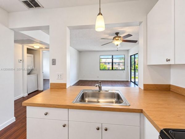 14917 SW 104th St , Unit 19-21, Miami, FL 33196