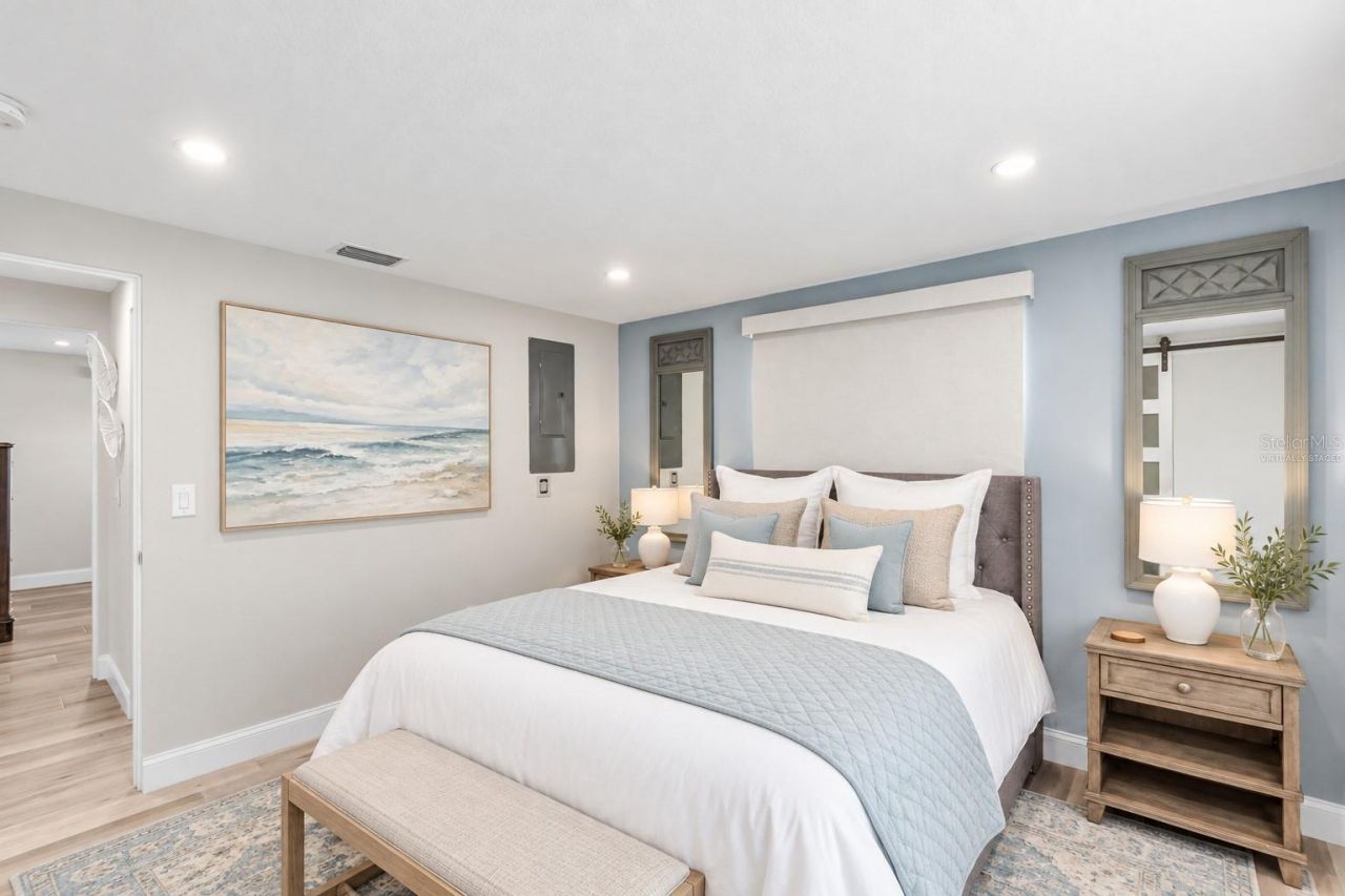 765 Saint Judes Drive N, Longboat Key, FL 34228 Photo