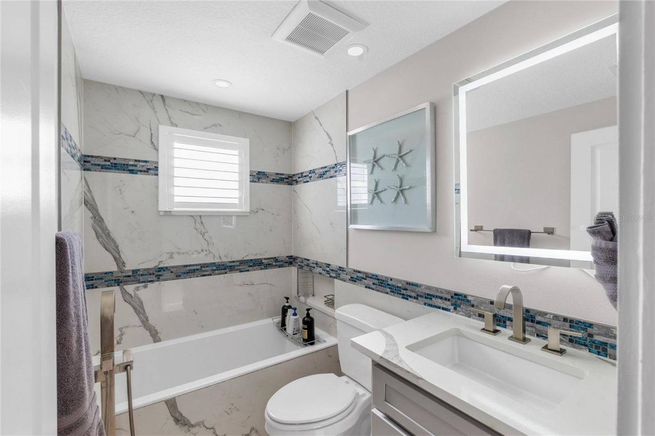 765 Saint Judes Drive N, Longboat Key, FL 34228 Photo