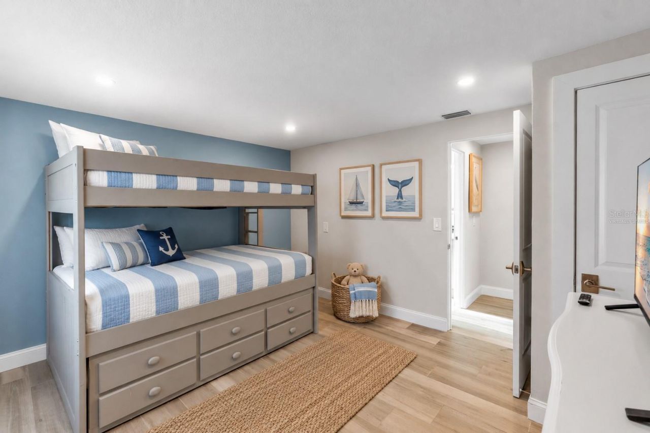 765 Saint Judes Drive N, Longboat Key, FL 34228 Photo