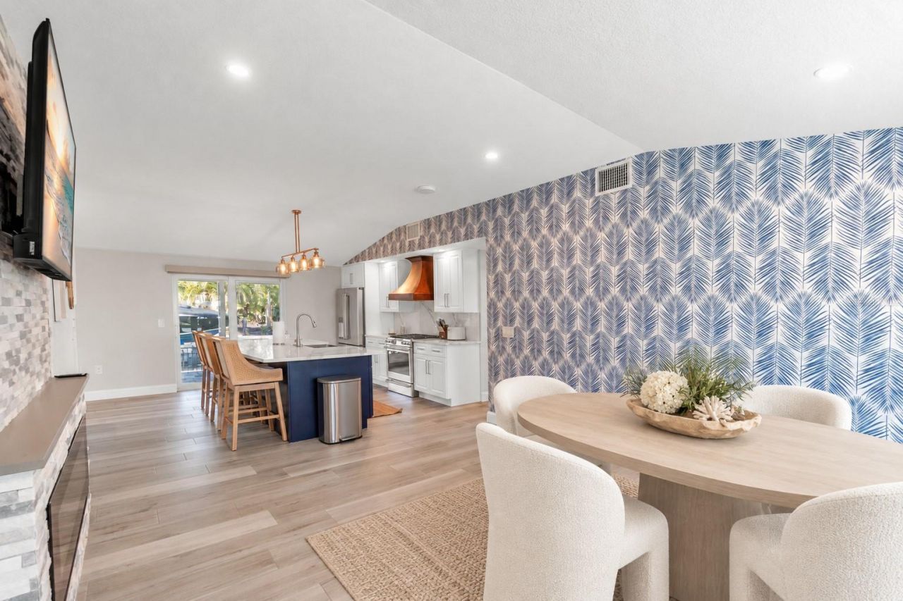 765 Saint Judes Drive N, Longboat Key, FL 34228 Photo