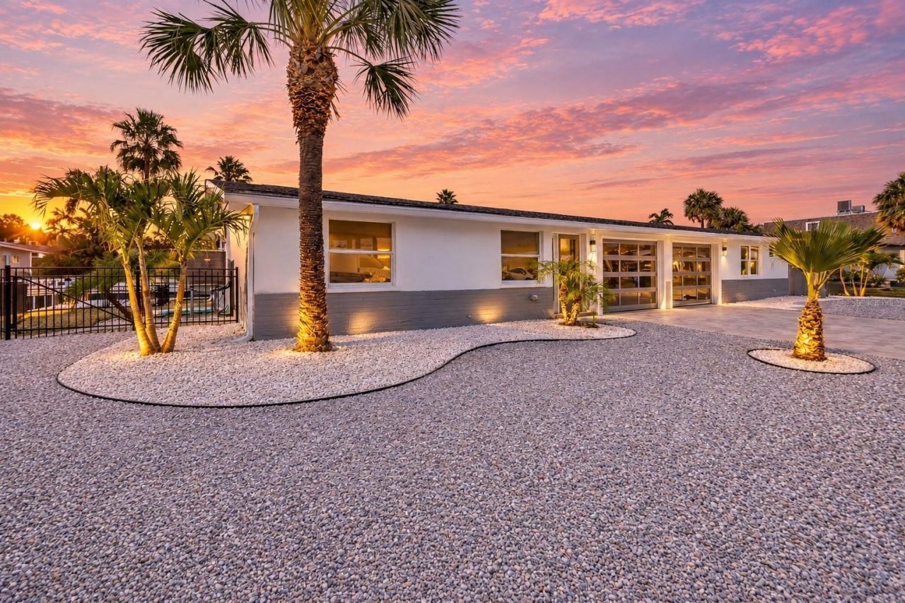 765 Saint Judes Drive N, Longboat Key, FL 34228 Photo