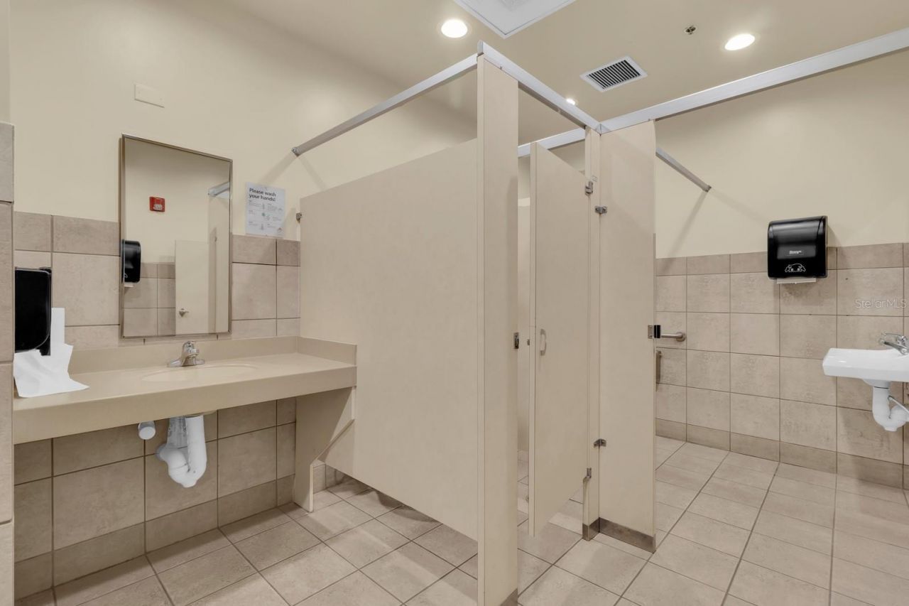 1201 E Oak Street, Kissimmee, FL 34744 Photo