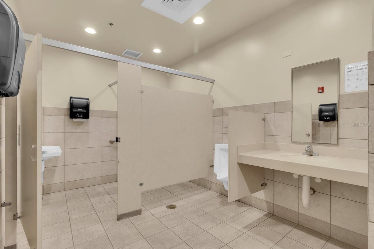 1201 E Oak Street, Kissimmee, FL 34744 Photo