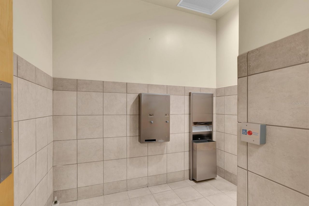 1201 E Oak Street, Kissimmee, FL 34744 Photo