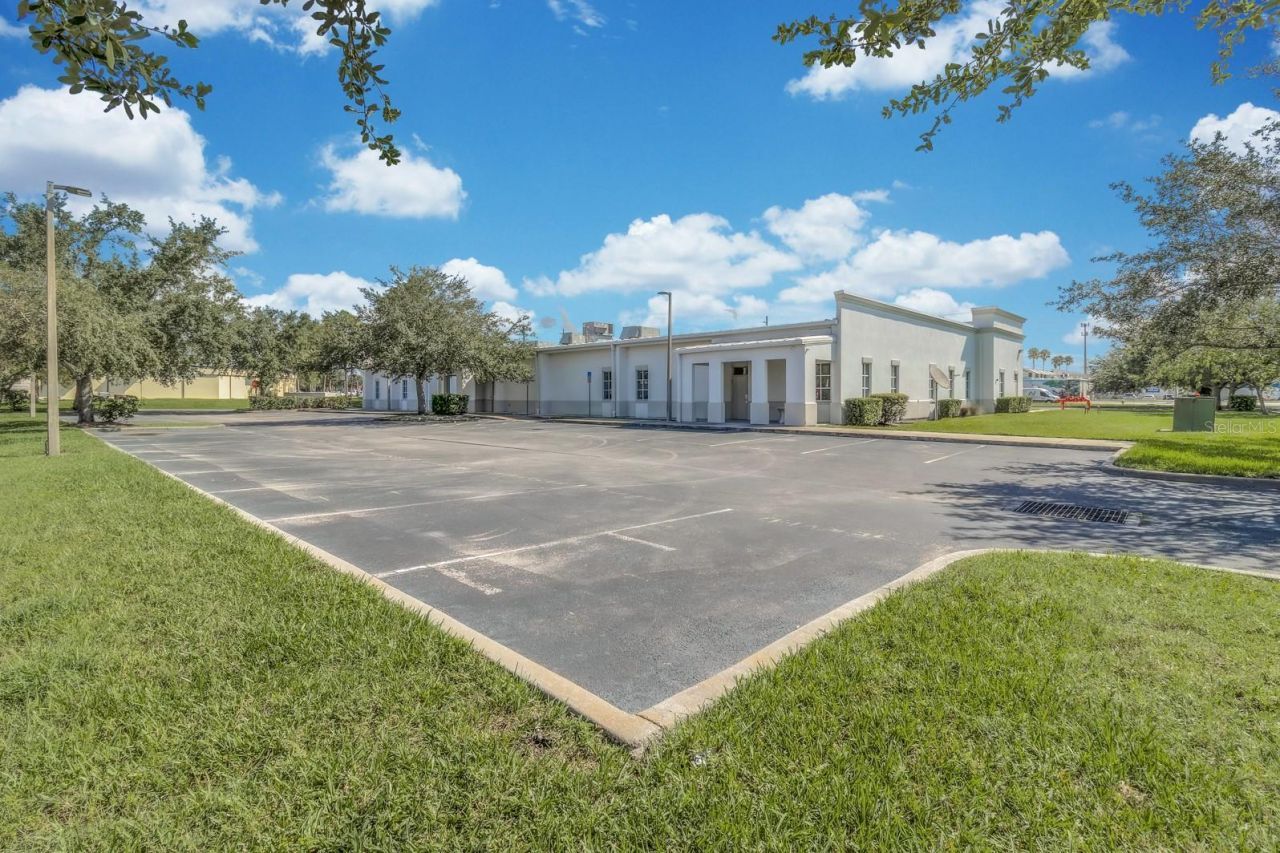 1201 E Oak Street, Kissimmee, FL 34744 Photo